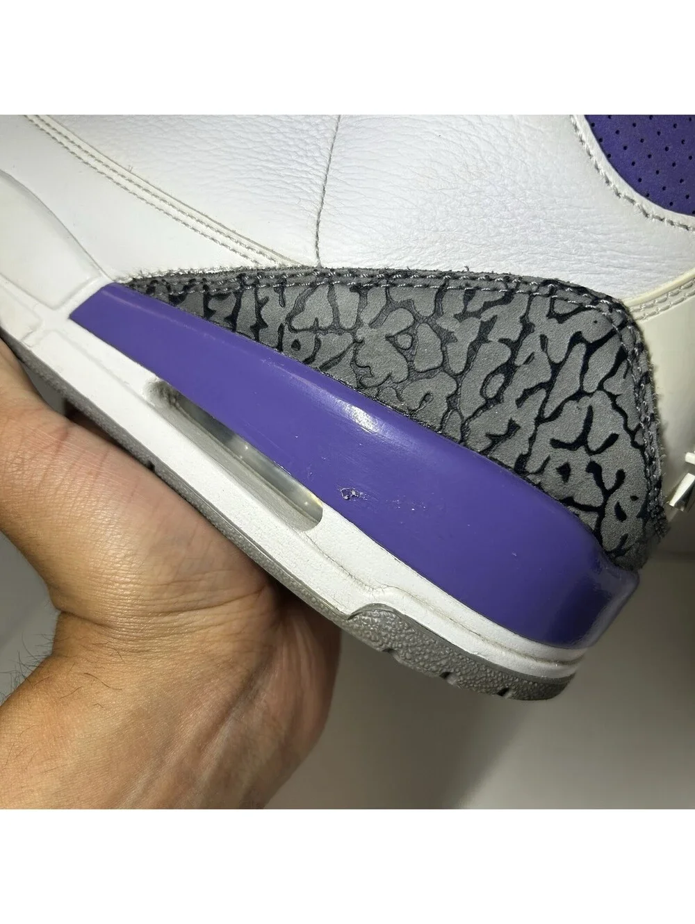 Air Jordan 3 Retro Dark Iris - Size 11 - (CT8532-105)